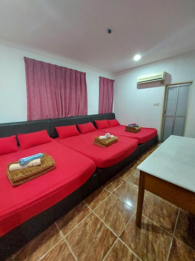 Nabil Nabila Motel Kuah Luaran gambar