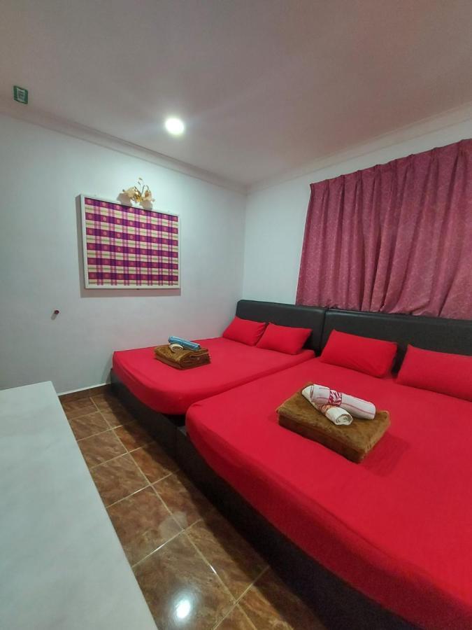 Nabil Nabila Motel Kuah Luaran gambar