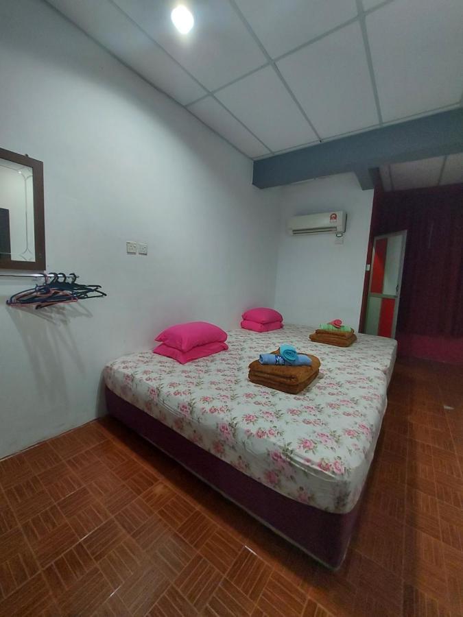 Nabil Nabila Motel Kuah Luaran gambar